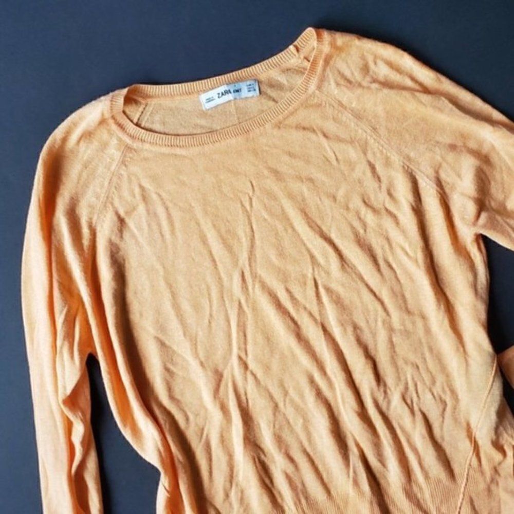 Zara Knit Orange Light Sweater - Picture 4 of 9